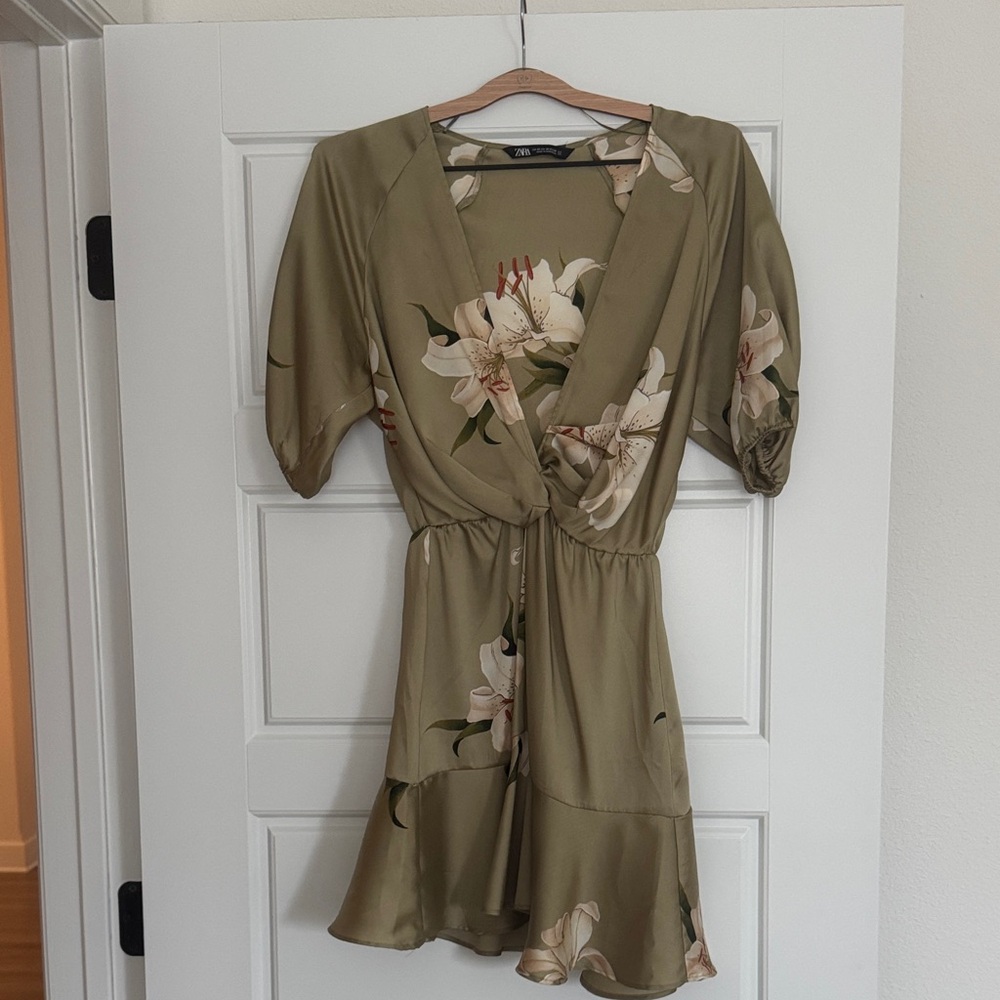 Zara Khaki Floral Mini Dress